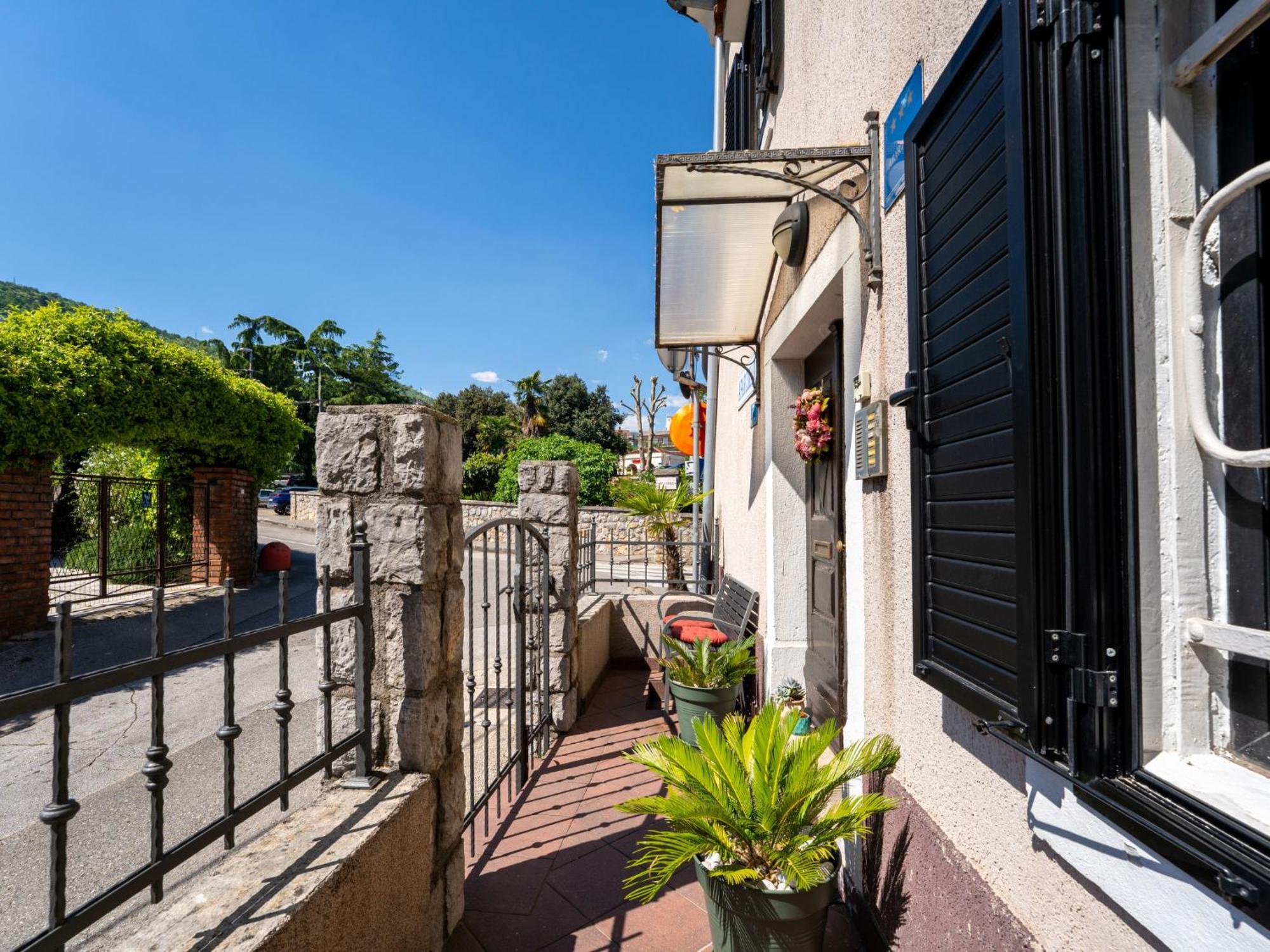 Apartment Lovrano-2 By Interhome Εξωτερικό φωτογραφία